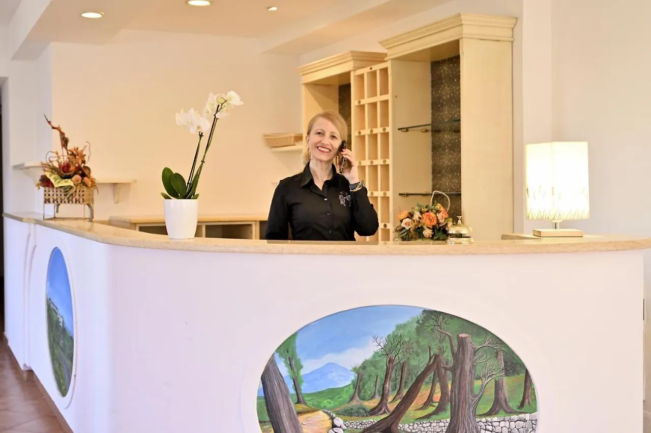 Hotel Marie Claire